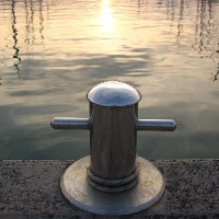 mooring-bollard