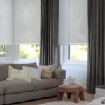 livingroom with holland blinds