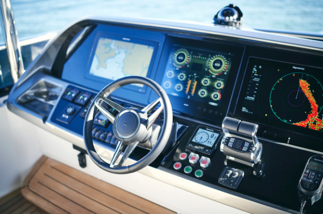 Sea, Sun and Sound: A Guide to Boat Radios